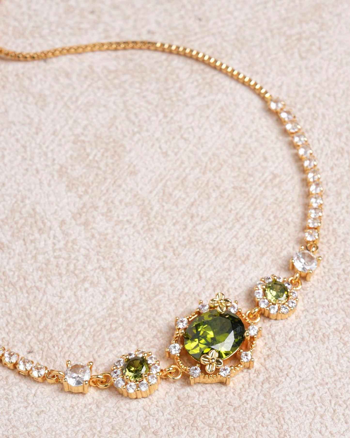 Pulseras de latón verde