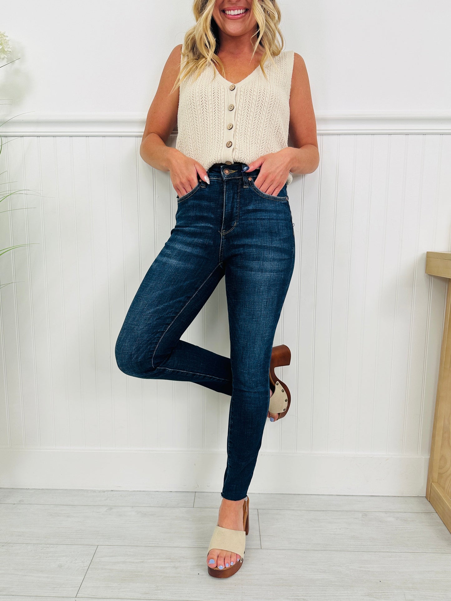 Jeans Skinny de Cintura Alta con Control de Abdomen y Efecto Push Up