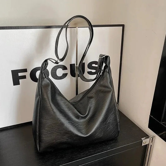 Elara Vintage Leather Tote