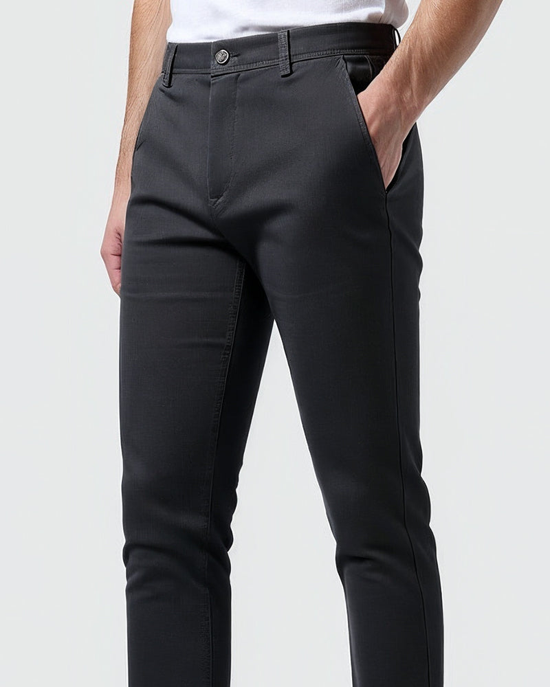Pantalón Slim Fit