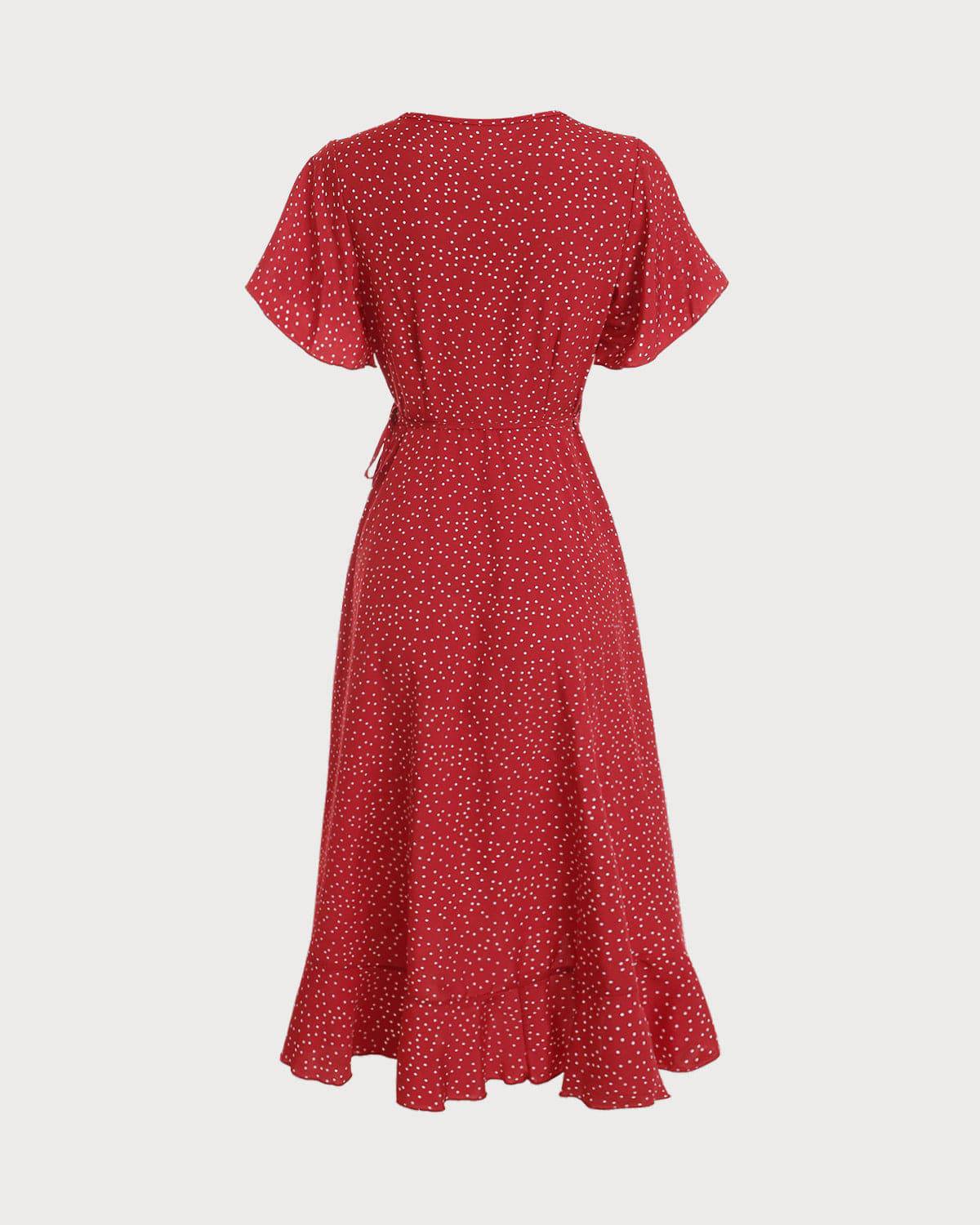 El vestido cruzado con volantes y lunares