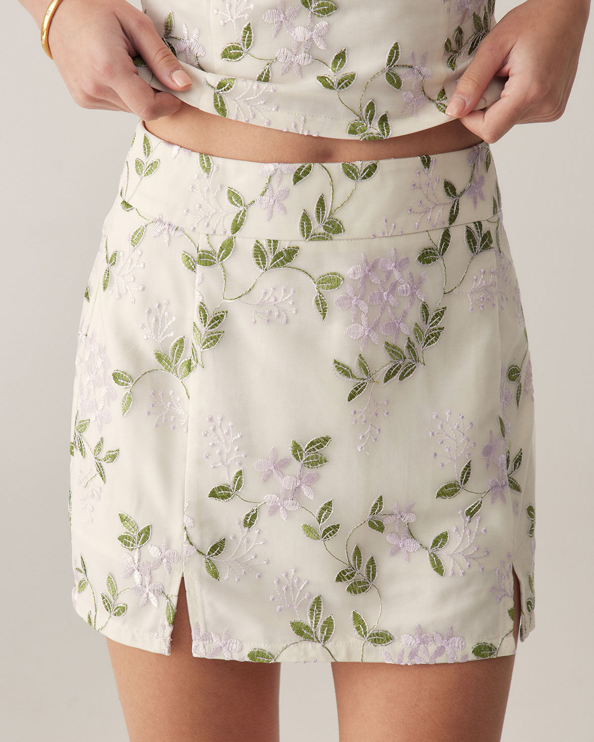 Falda Mini Bordada Floral
