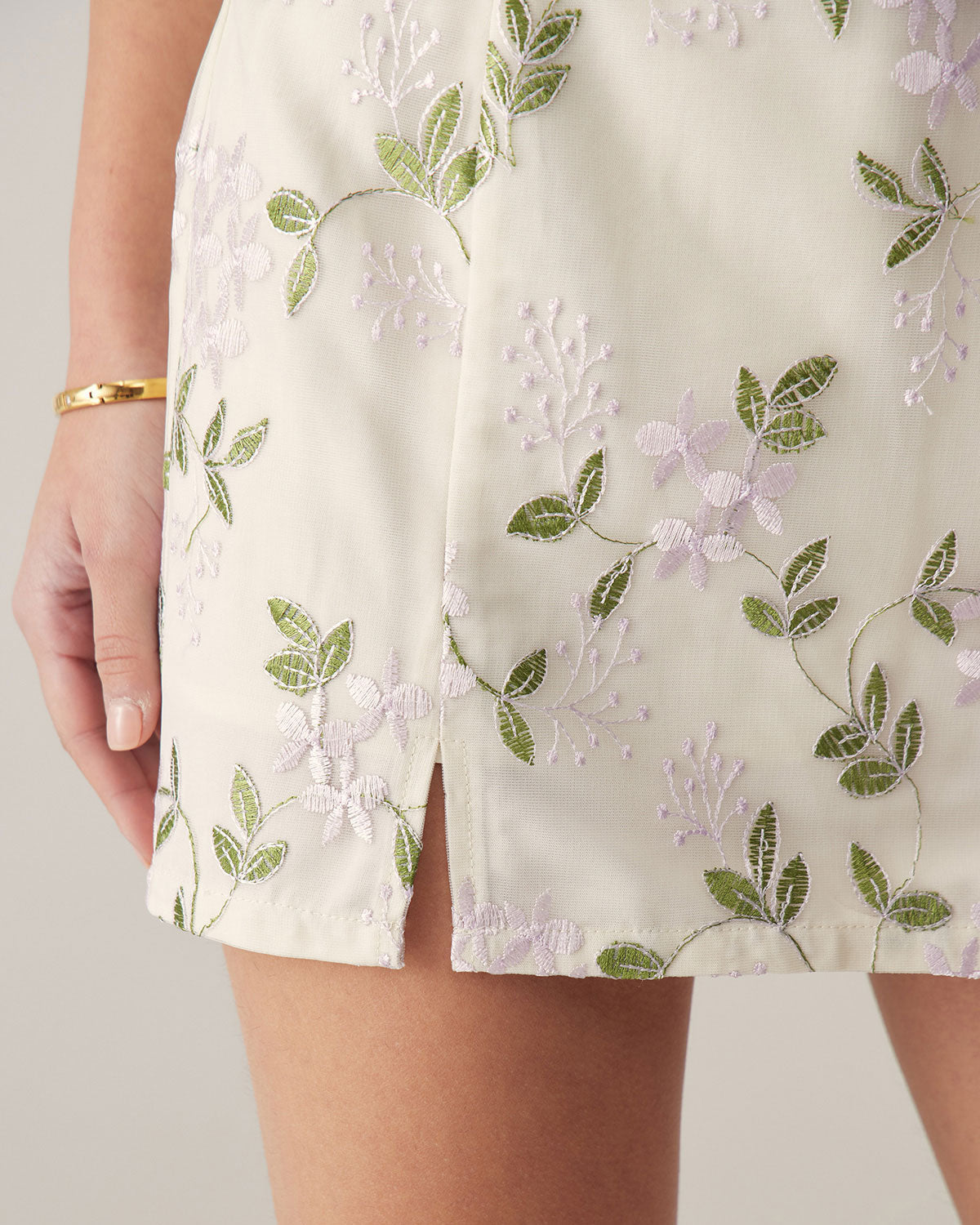 Falda Mini Bordada Floral