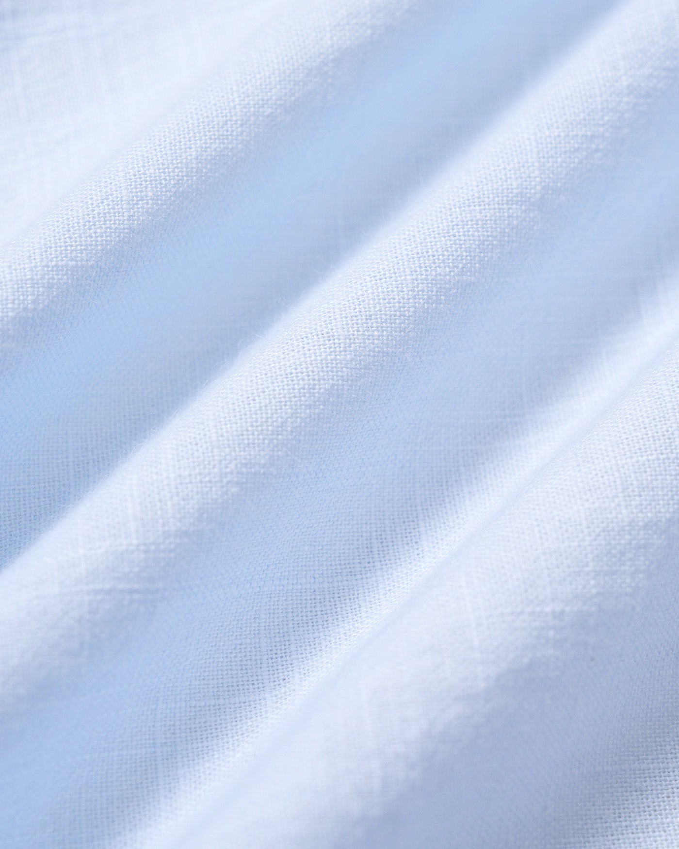 Camisa de botones con corbata de cuello trabajadora